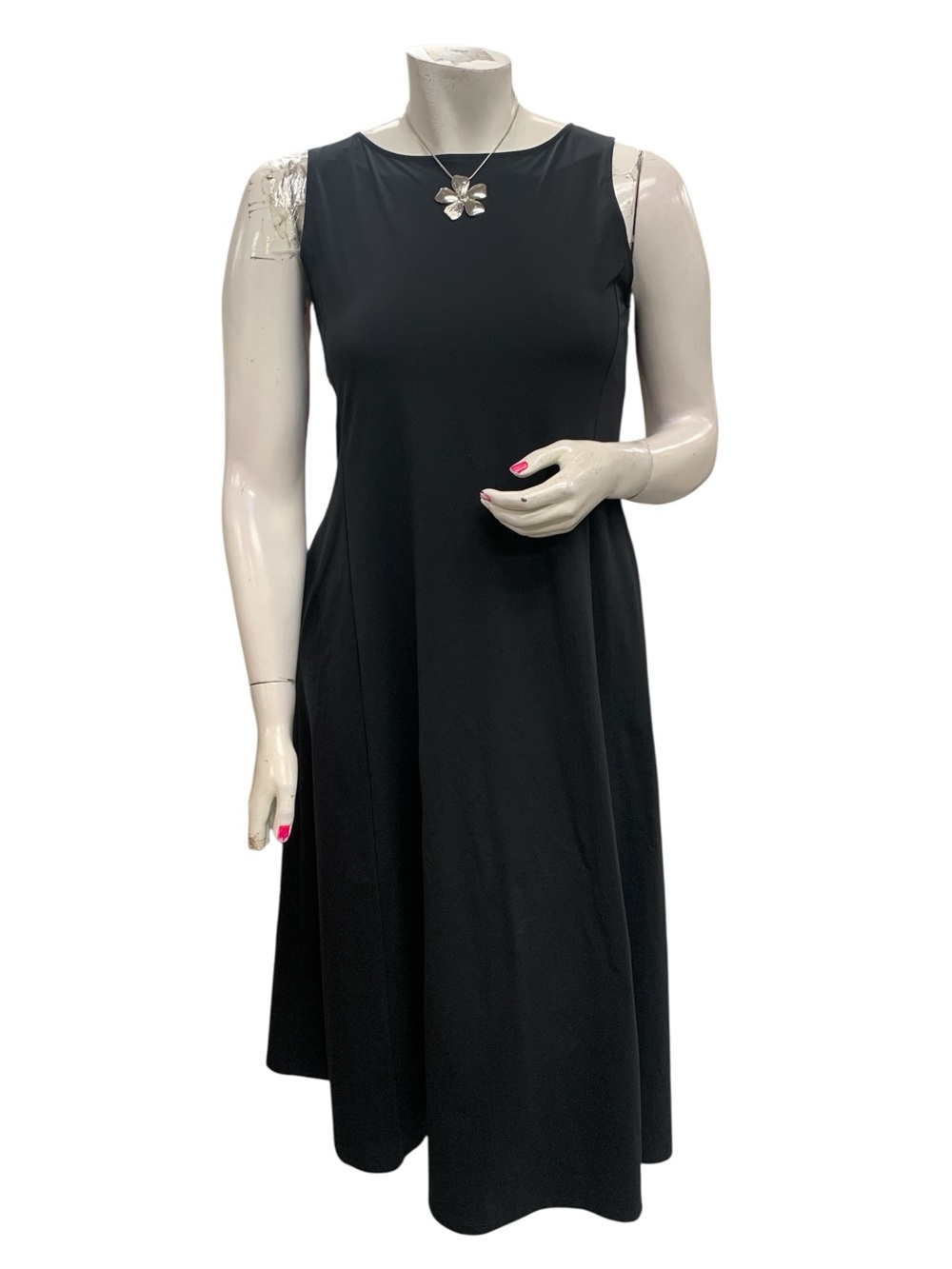 Uniqlo Black Sleeveless Midi Dress